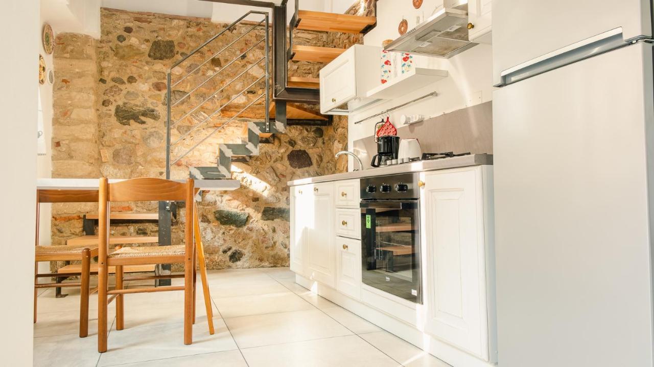 La Casa Di Nonna Agnese - Italian Homing Apartment Padenghe sul Garda Luaran gambar