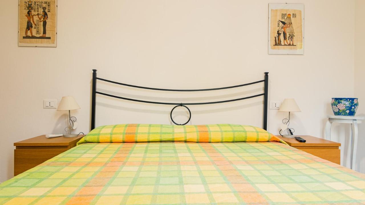 La Casa Di Nonna Agnese - Italian Homing Apartment Padenghe sul Garda Luaran gambar